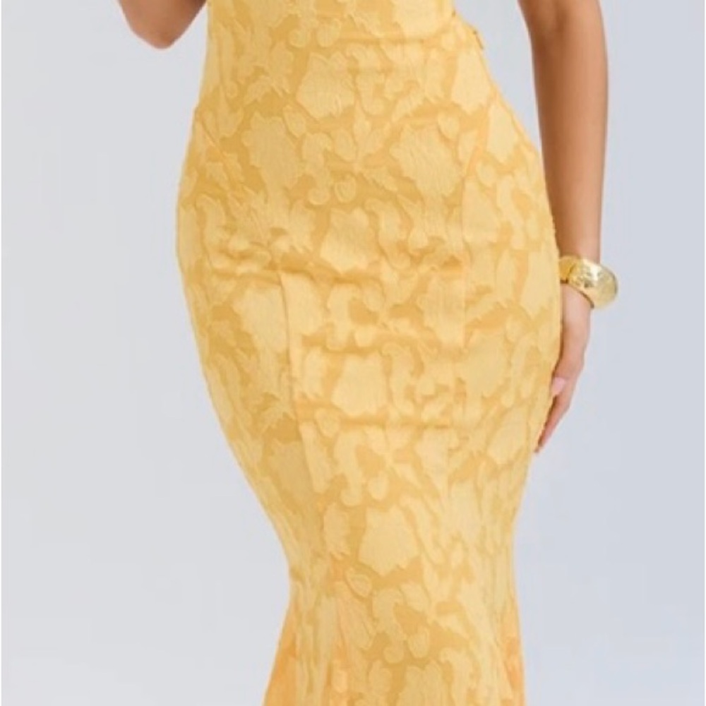 House of CB Joan apricot/lace Floral Dress